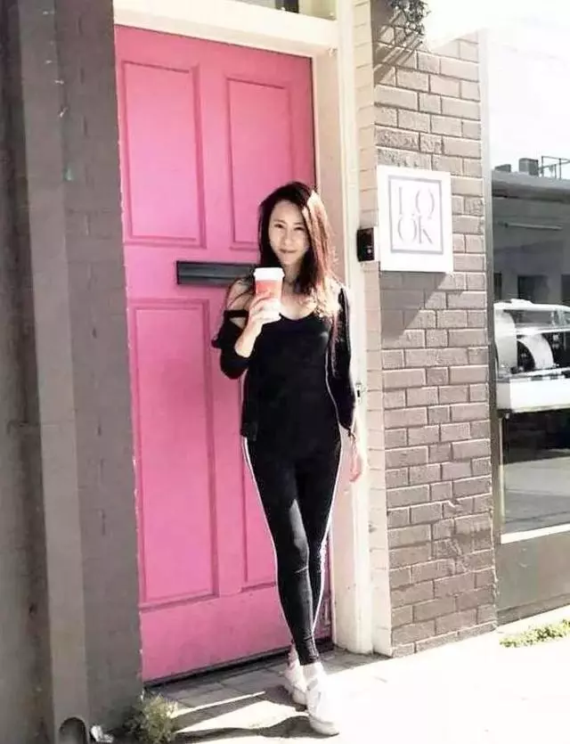 最幸福的台灣少奶奶,老公花3000萬讓她36歲出道,三胎不用自己生!