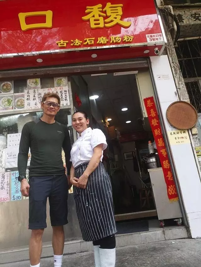單親媽媽獨扛家計…小店面臨倒閉「受周潤發幫忙」生意爆滿!她心存感激「做善事回報」