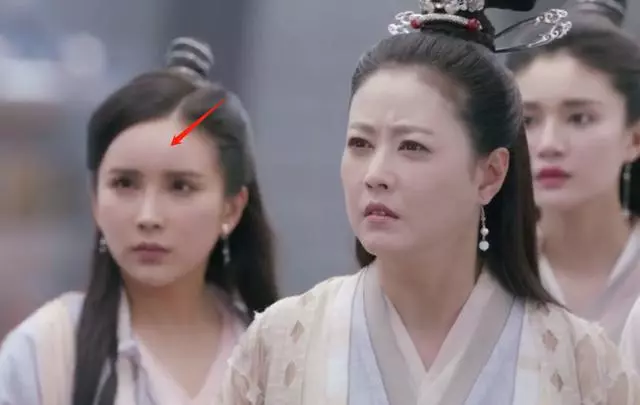 《新倚天屠龍記》整容臉多到讓人出戲,更誇張的是戲裡戲外兩張臉 !