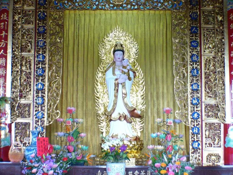 孫女出事腳保不住!阿嬤淚崩求觀音「折壽換痊癒」 神明聽完「給出4個字」真的帶走她