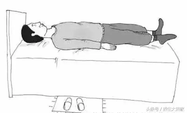 10個信號一出現,小心腦血管要「崩潰」,養血管謹記「五多四少」