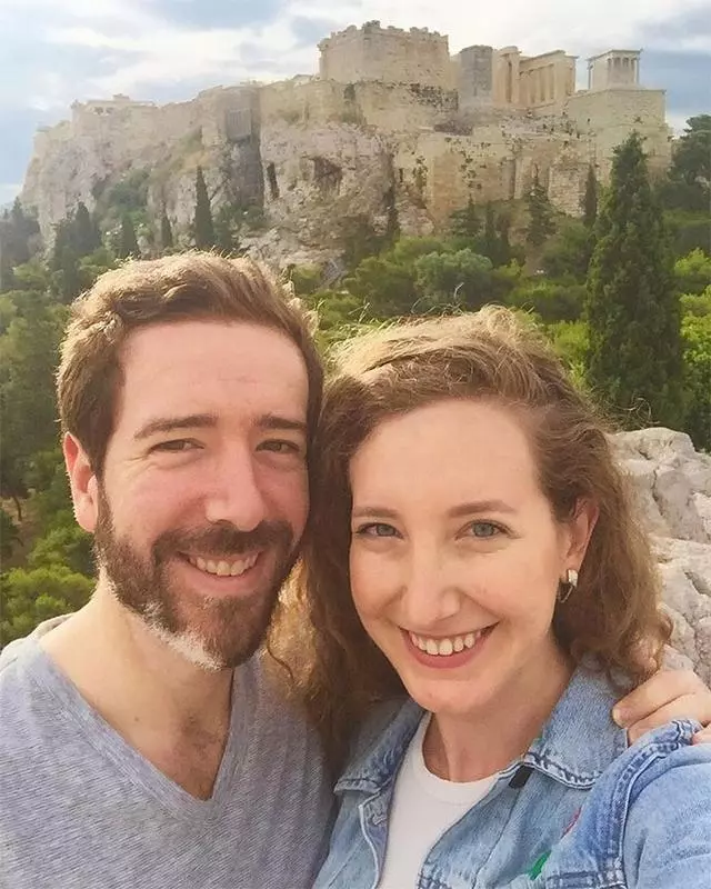帶著16隻狗狗求婚,真是讓人和狗羨慕啊!