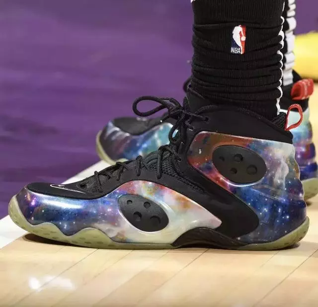 【球鞋匯】NBA球員今日球鞋上腳:詹姆斯上腳紫金配色LeBron 16,YEEZY新推出了籃球鞋!
