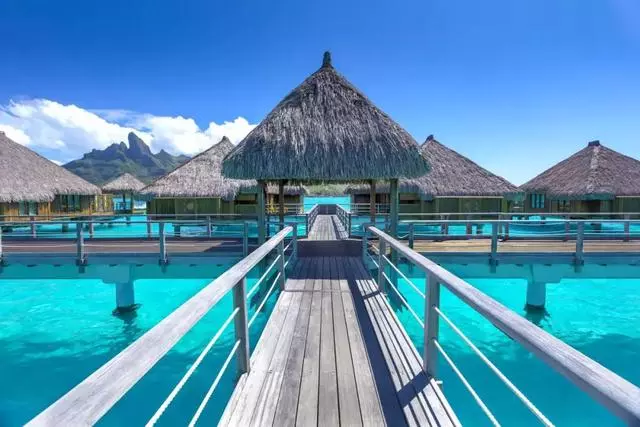 除了馬代,你知道哪裡還有水屋嗎?知道一半就算你厲害!