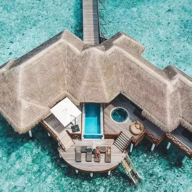 除了馬代,你知道哪裡還有水屋嗎?知道一半就算你厲害!