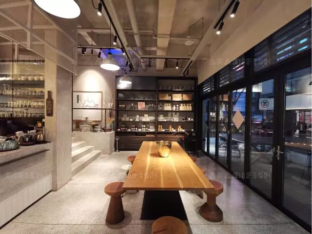 各種不同菜系這裡都有,原來這家店名是這個意思,現在才知道