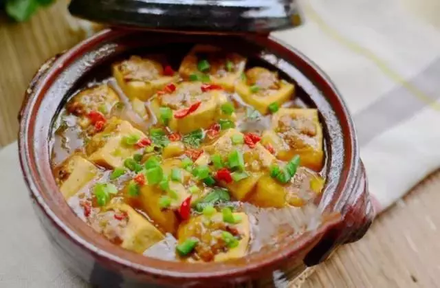 雞蛋和豆腐一起炒,味道比大魚大肉還好吃!