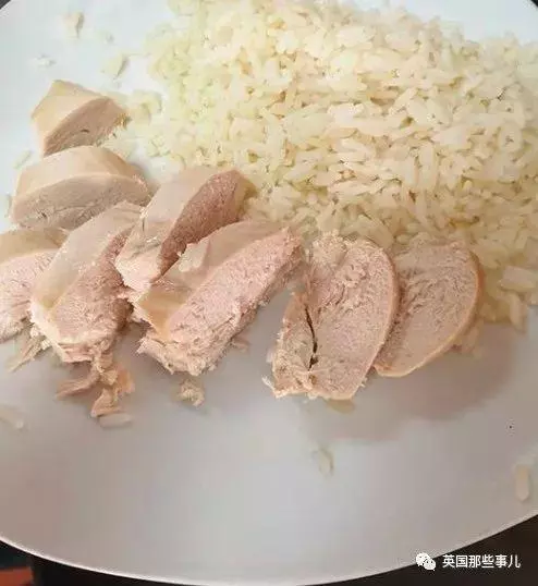 英國網友曬自己做的「美食」求打分,看完簡直頓時不想吃飯……