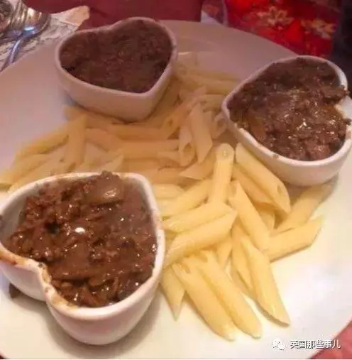 英國網友曬自己做的「美食」求打分,看完簡直頓時不想吃飯……