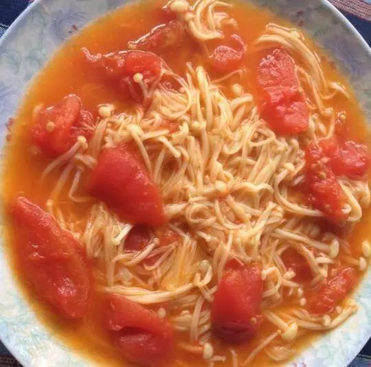 營養美味的19款金針菇做法 好吃不貴 比紅燒肉都下飯