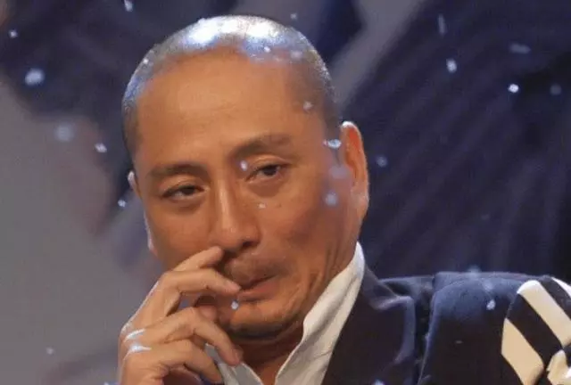 60歲湯鎮業二婚老婆曝光,原來是我們熟悉的她,難怪不娶翁美玲