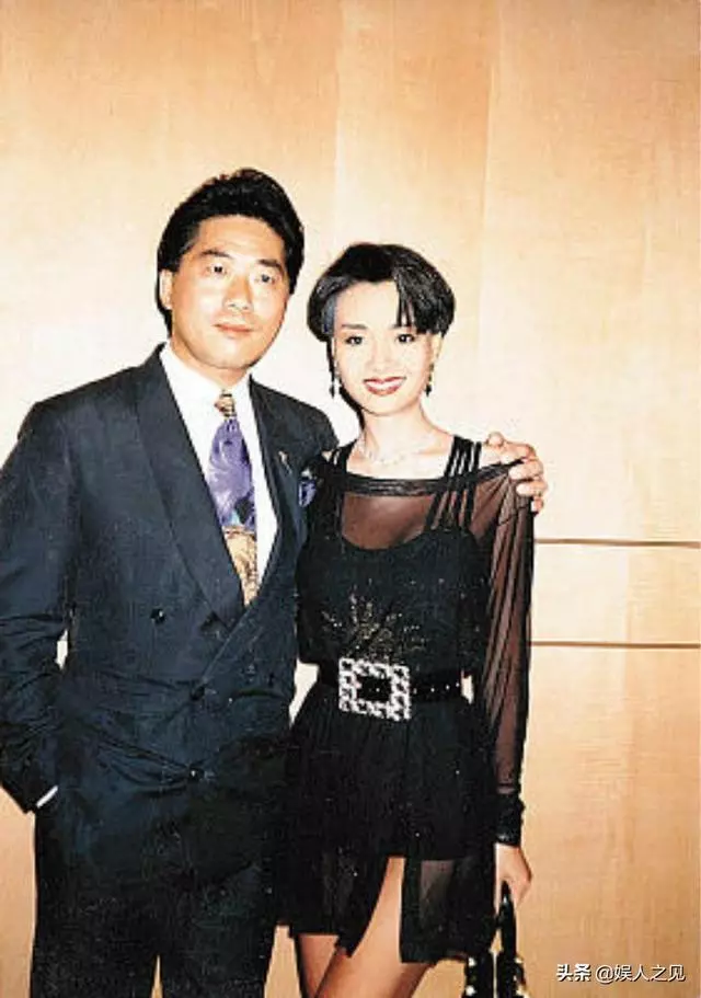 53歲葉子楣近照,男友心臟病發離世,留下無兒無女的她靠養狗度日