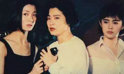 她是唯一敢甩謝賢的人,李連杰欣賞尊重她,如今71卻活得像20歲!