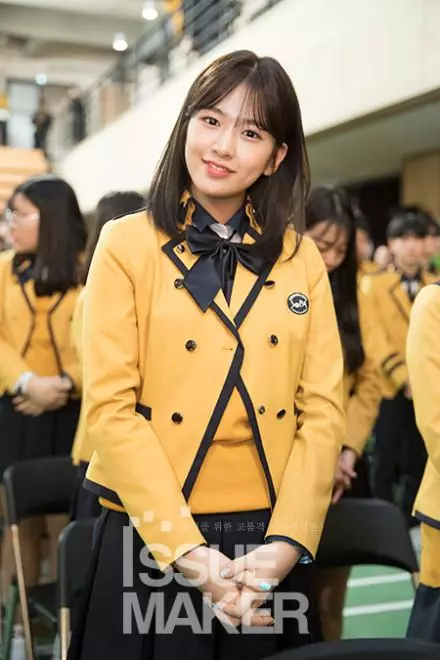 少女時代《Gee》推出時,IZONE安俞真只有6歲?