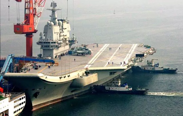 4月閱艦式將近,俄國人卻聚焦中國這種裝備,不是航母,也不是055