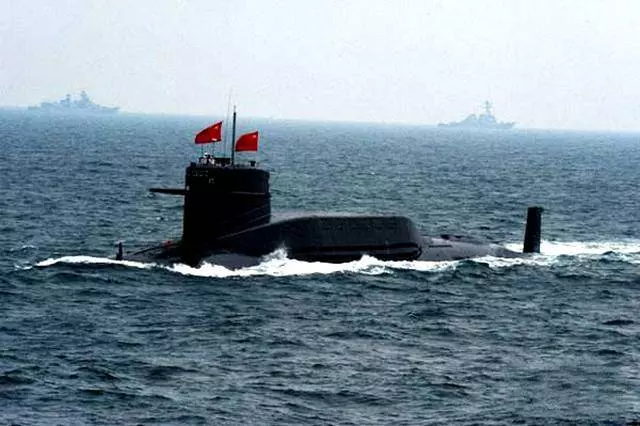4月閱艦式將近,俄國人卻聚焦中國這種裝備,不是航母,也不是055