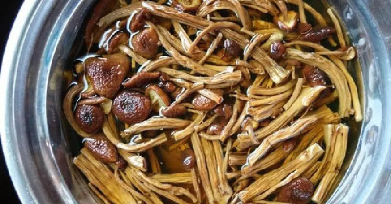 最便宜的「補鈣王」,一星期喝一次,通血脈,壯筋骨,補關節,膝蓋回到20歲!