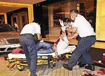 為幫梅艷芳出氣帶幾百號小弟,第二天卻死與車內,梅艷芳愧疚不已!