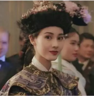 48歲李嘉欣臉部凹陷變多邊形,最美港姐成過去式,網友:嚇人