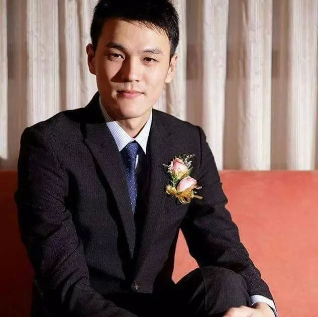 年輕警進餐廳喊話「等下有人來吃飯,錢算我的!」 老闆見到「下一秒出現的客人」讚爆:太暖心