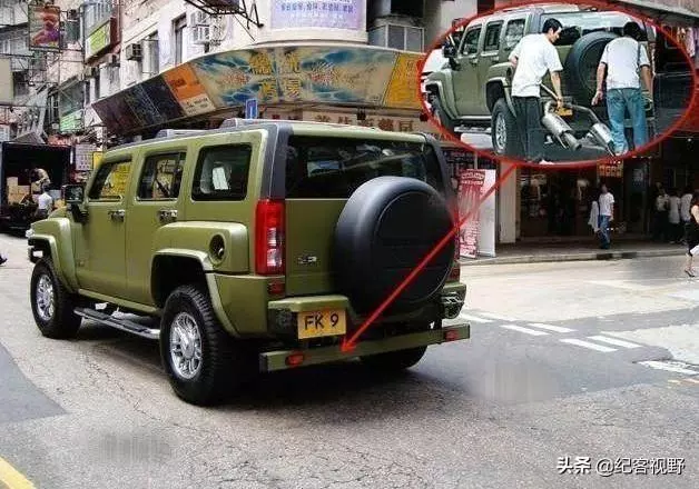 陳小春坦言10年沒換過車,看到他的座駕後,網友表示:再等10年吧