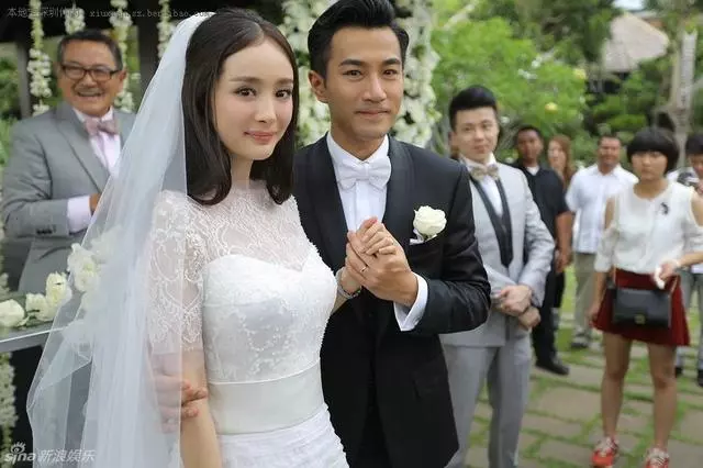 大冪冪當年的婚禮太寒酸!婚戒不僅不合手,還是碎鑽?