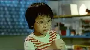 天才童星子承父業紅極一時,如今上初中變矮胖身高不及小學生!