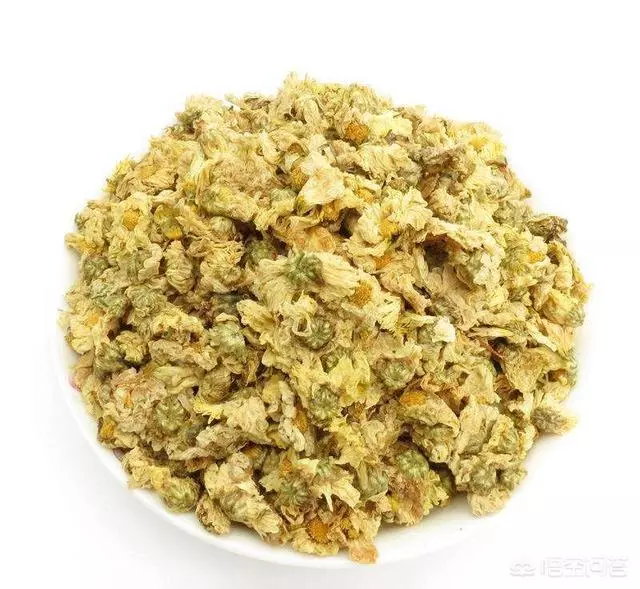 金銀花、菊花、陳皮、大麥和冰糖一起泡水喝,有什麼作用?