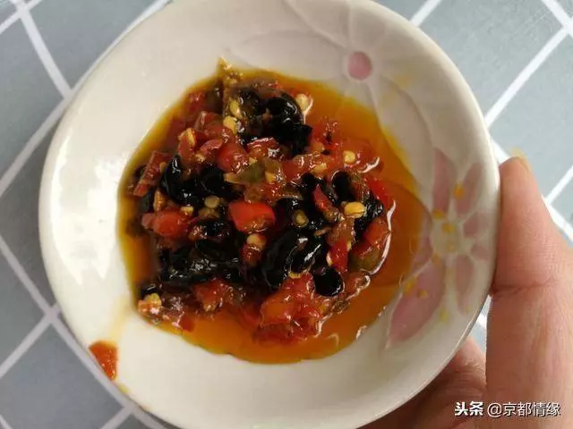 蒸排骨怎麼入味,下面教大家一個簡單的做法,好吃又簡單