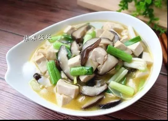 豆腐最好吃的做法,加它一燉,太入味了,提高免疫力!