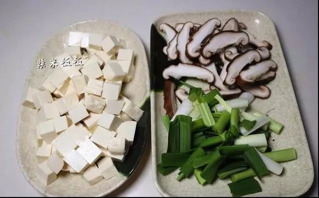 豆腐最好吃的做法,加它一燉,太入味了,提高免疫力!
