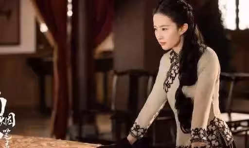 劉亦菲被指人氣下降已經糊了,新劇上映卻衝上第一,小花都慫了