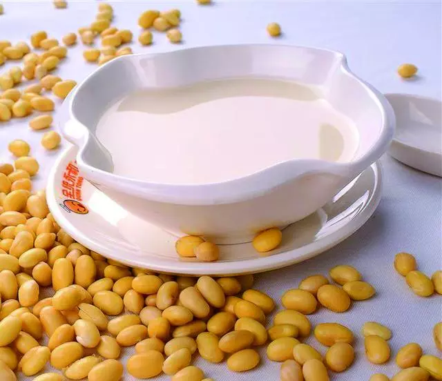 愛抽菸的人注意:這7種食物,清肺潤肺很有效!希望你別錯過