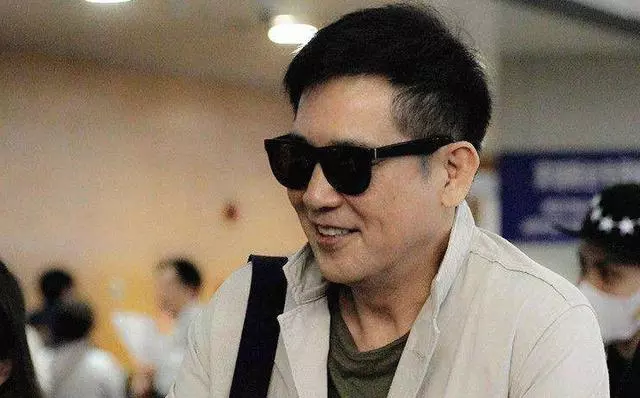 秦漢林青霞秘密領證再續前緣?秦漢正面回應:已婚,老婆是籃球!