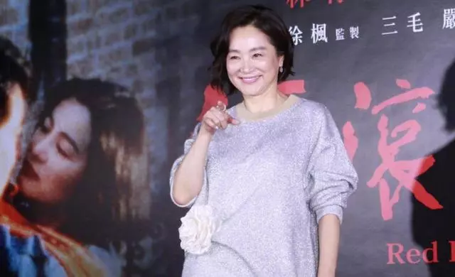 秦漢林青霞秘密領證再續前緣?秦漢正面回應:已婚,老婆是籃球!