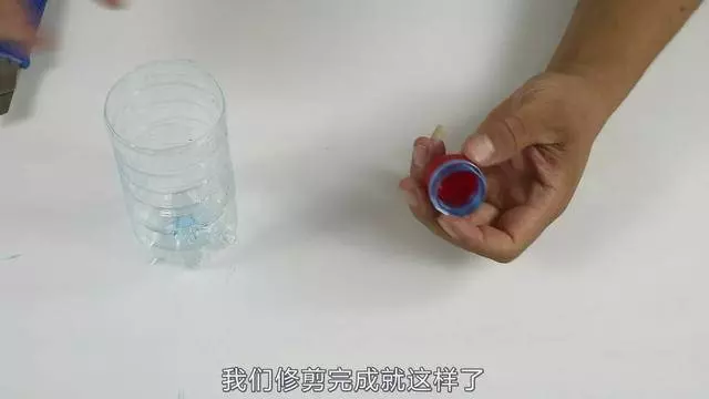 垃圾桶上一定要放一隻筷子,這個妙招太棒了,後悔今天才知道