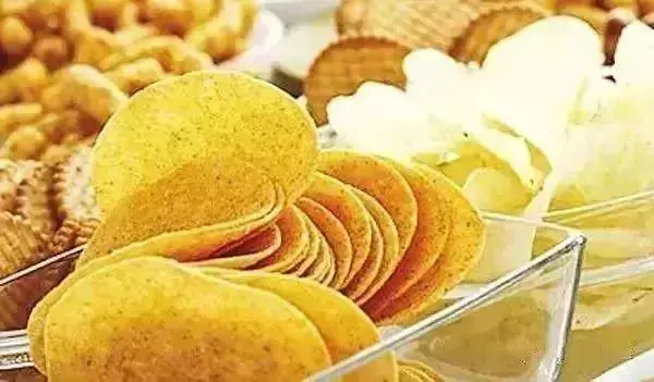 8種食物,是公認的衰老「加速器」,吃得越多老得越快,再喜歡也要忌口