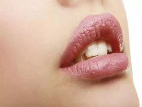 心臟不好的人,臉上會有這4種表現,尤其第三個表現最容易發現,別再忽視