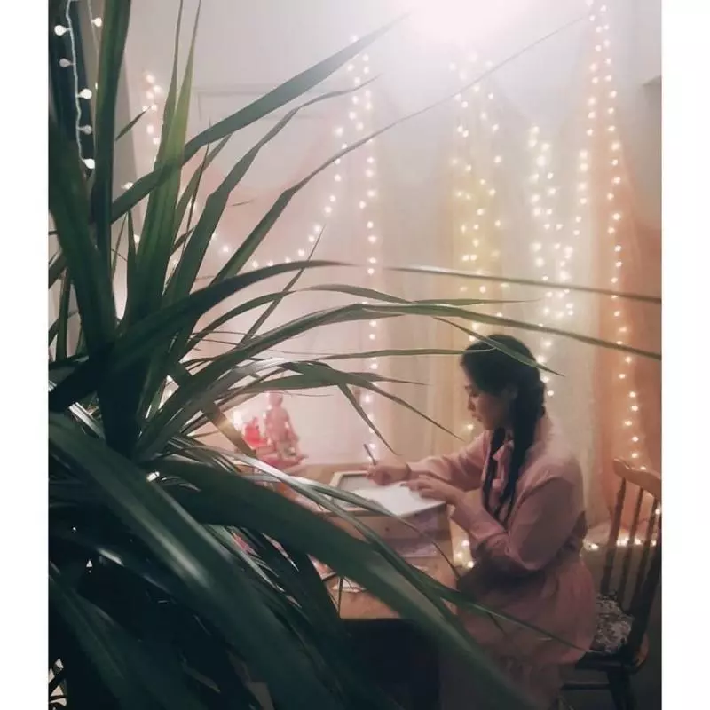 [Red Velvet][新聞]190306 RedVelvet Yeri《致二十》預告照再公開21歲的魅力！