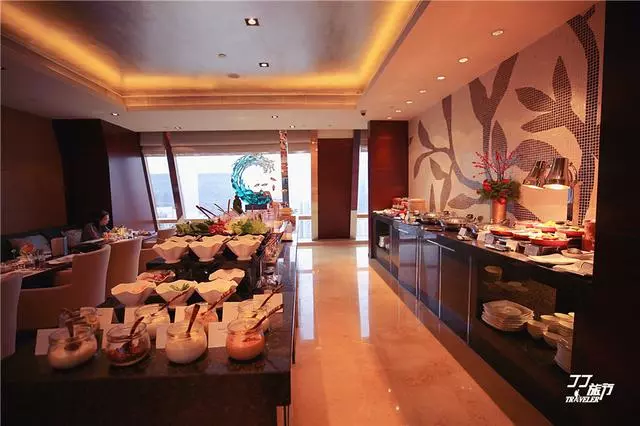 外出旅遊住五星級酒店,為什麼很多客人不會在酒店餐廳吃飯呢?