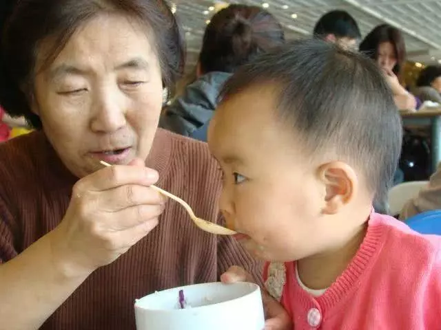 孩子身上有這6個表現,已經缺鋅嚴重,再不補鋅就來不及了家長需重視