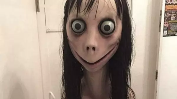 Momo入侵亞洲! 母拿照問是否認識 兒子竟回:不要再說...她會知道的!