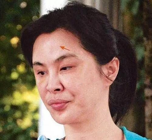 51歲王祖賢近照曝光 !! 被嚇到了~~面容顯露老態,女神形象盡毀