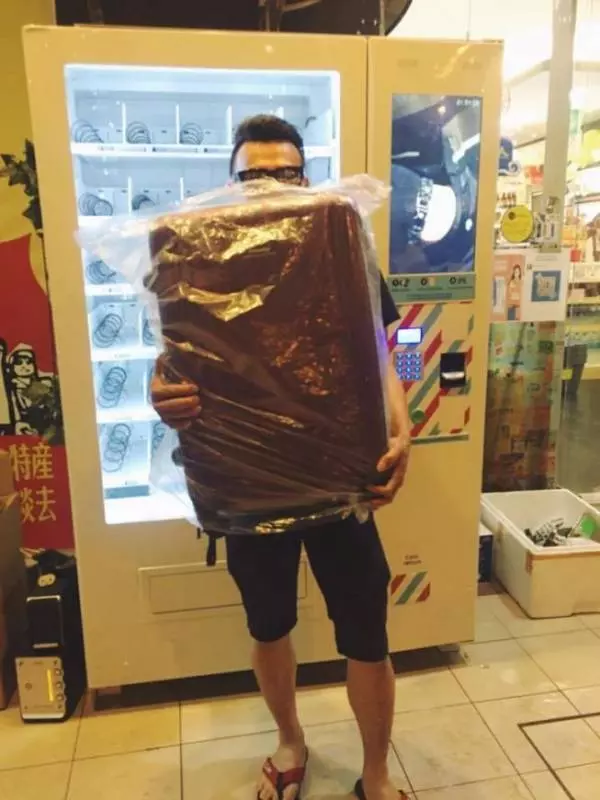 10令吉販賣機都是騙人的?負責人回應,網友憤怒了!!