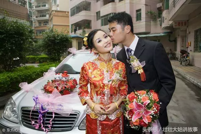 我二胎生女兒遭妯娌嘲笑,聽到客廳婆婆訓斥聲,我淚如雨下