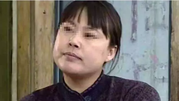 後媽不喜歡養子,20年後養子回來,開著豪車回不是報仇,後媽蒙了