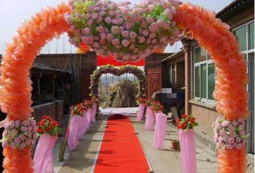 嫂子鬧離婚,母親讓我拿20萬勸和,我說一番話,母親默默離開