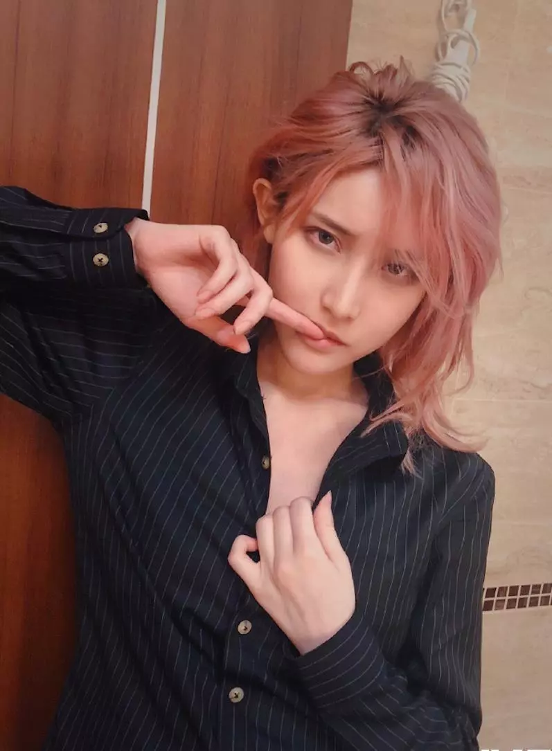 打籃球嗎?「火辣女前鋒」胸狠出擊,網驚呼:好想玩球
