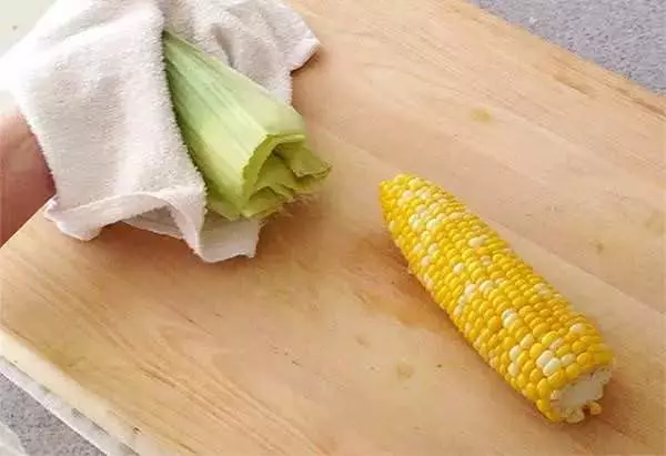 用了多年微波爐除了熱剩菜剩飯,還能這樣用!99%的人不知道!太浪費了,好好學起來!