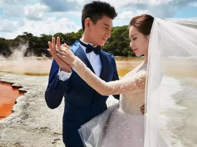吳奇隆曬孕婦餐幸福遊山玩水,網友:劉詩詩被你養胖了~~~